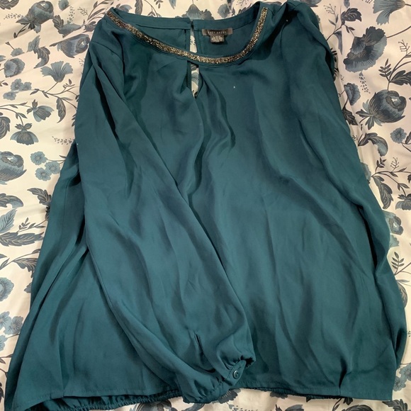 Suzy Shier Blouse - Size L - Picture 2 of 2